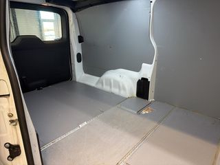 Voertuigafbeelding 13