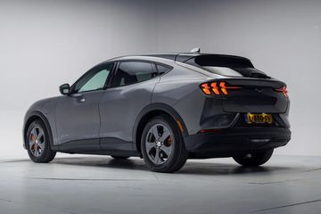 Voertuigafbeelding 2