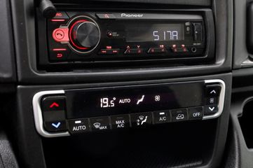 Voertuigafbeelding 12