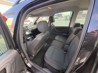 Voertuigafbeelding 9