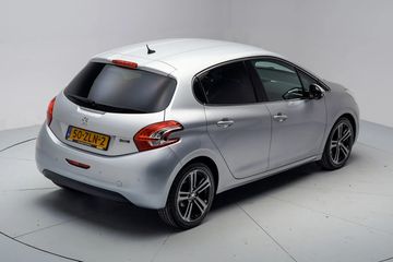 Voertuigafbeelding 12