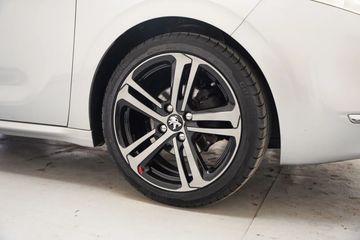 Voertuigafbeelding 24