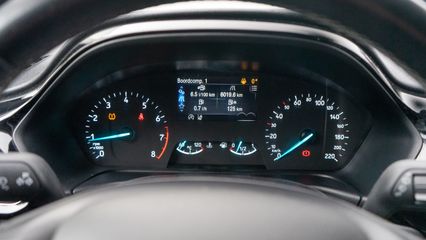 Voertuigafbeelding 12