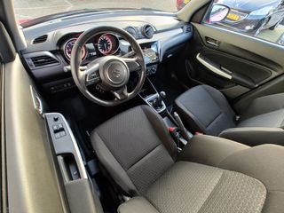 Voertuigafbeelding 12