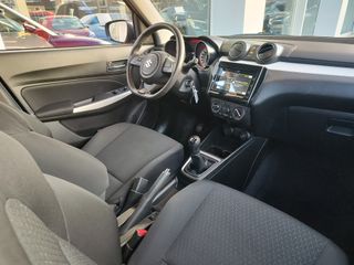 Voertuigafbeelding 8