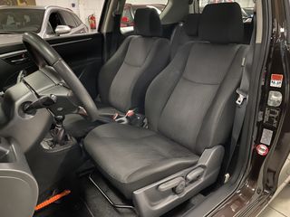 Voertuigafbeelding 12