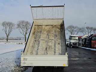 Voertuigafbeelding 12