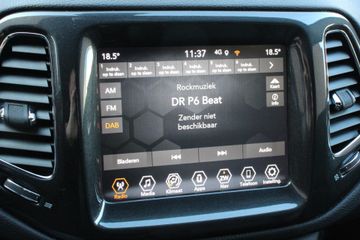 Voertuigafbeelding 19