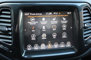 Voertuigafbeelding 21