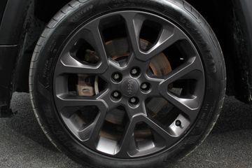 Voertuigafbeelding 27