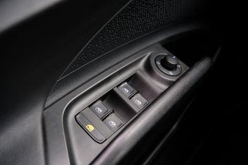 Voertuigafbeelding 36