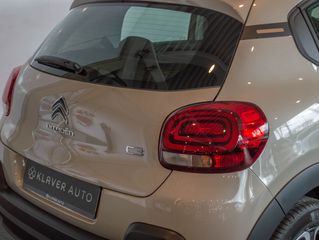 Voertuigafbeelding 10