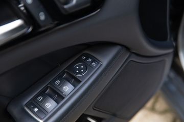 Voertuigafbeelding 26