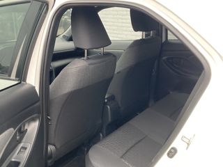 Voertuigafbeelding 8