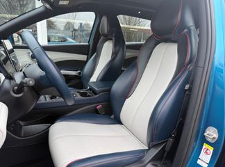 Voertuigafbeelding 25