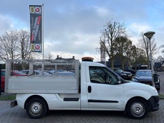 Voertuigafbeelding 3