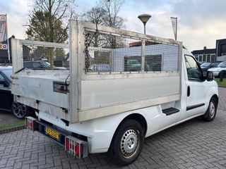 Voertuigafbeelding 6