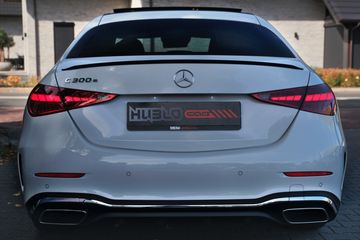 Voertuigafbeelding 9