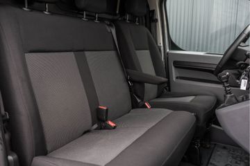 Voertuigafbeelding 12