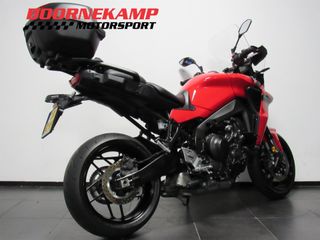 Voertuigafbeelding 5