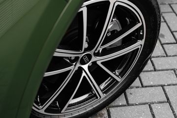 Voertuigafbeelding 6