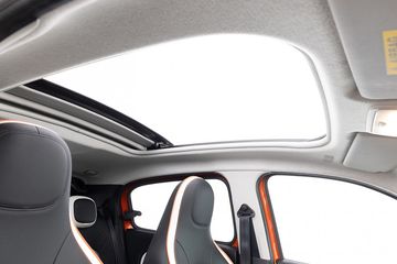 Voertuigafbeelding 4