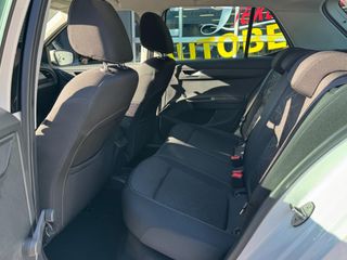 Voertuigafbeelding 24