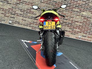 Voertuigafbeelding 8