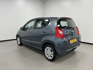 Voertuigafbeelding 2