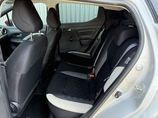 Voertuigafbeelding 5