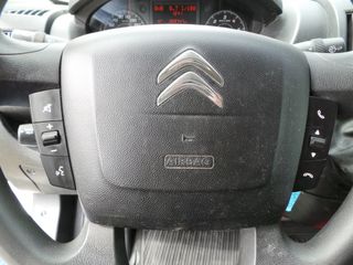 Voertuigafbeelding 16