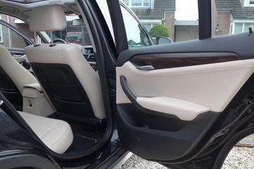 Voertuigafbeelding 17