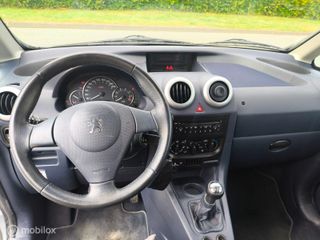 Voertuigafbeelding 5