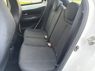 Voertuigafbeelding 12