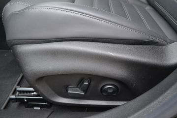 Voertuigafbeelding 12