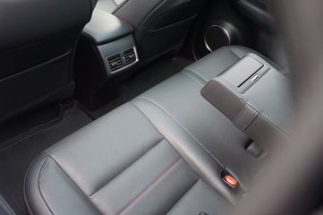 Voertuigafbeelding 11