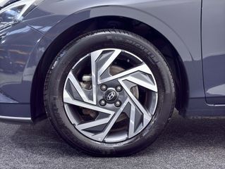 Voertuigafbeelding 6