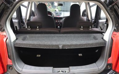 Voertuigafbeelding 19