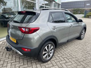 Voertuigafbeelding 6