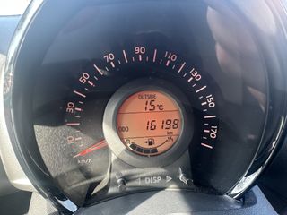 Voertuigafbeelding 7