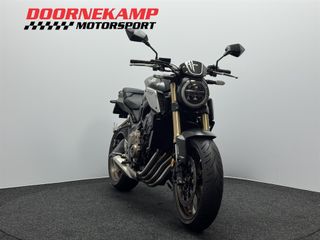 Voertuigafbeelding 3