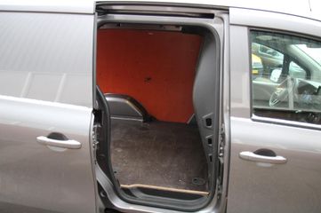 Voertuigafbeelding 6