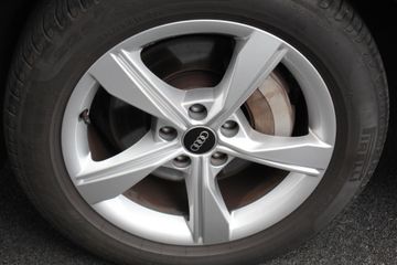 Voertuigafbeelding 25