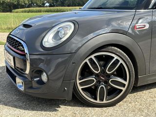 Voertuigafbeelding 10