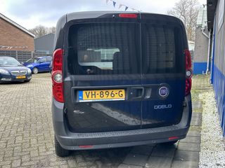 Voertuigafbeelding 5