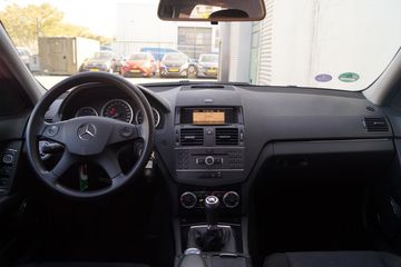 Voertuigafbeelding 7