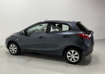 Voertuigafbeelding 3