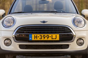 Voertuigafbeelding 2