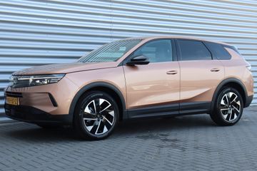 Voertuigafbeelding 5