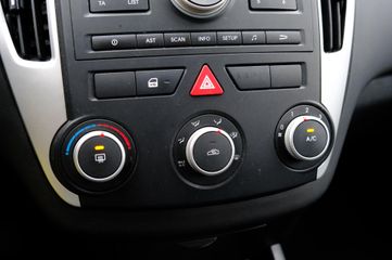 Voertuigafbeelding 13